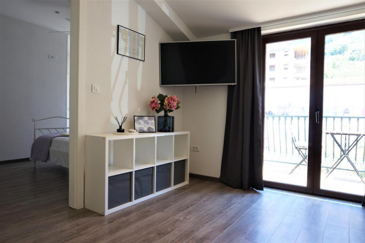 Apartment Cosy & Sweet Макарська Екстер'єр фото